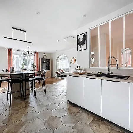 Daire Magnifique Maison De Gamme 7 Couchages Clermont-Ferrand